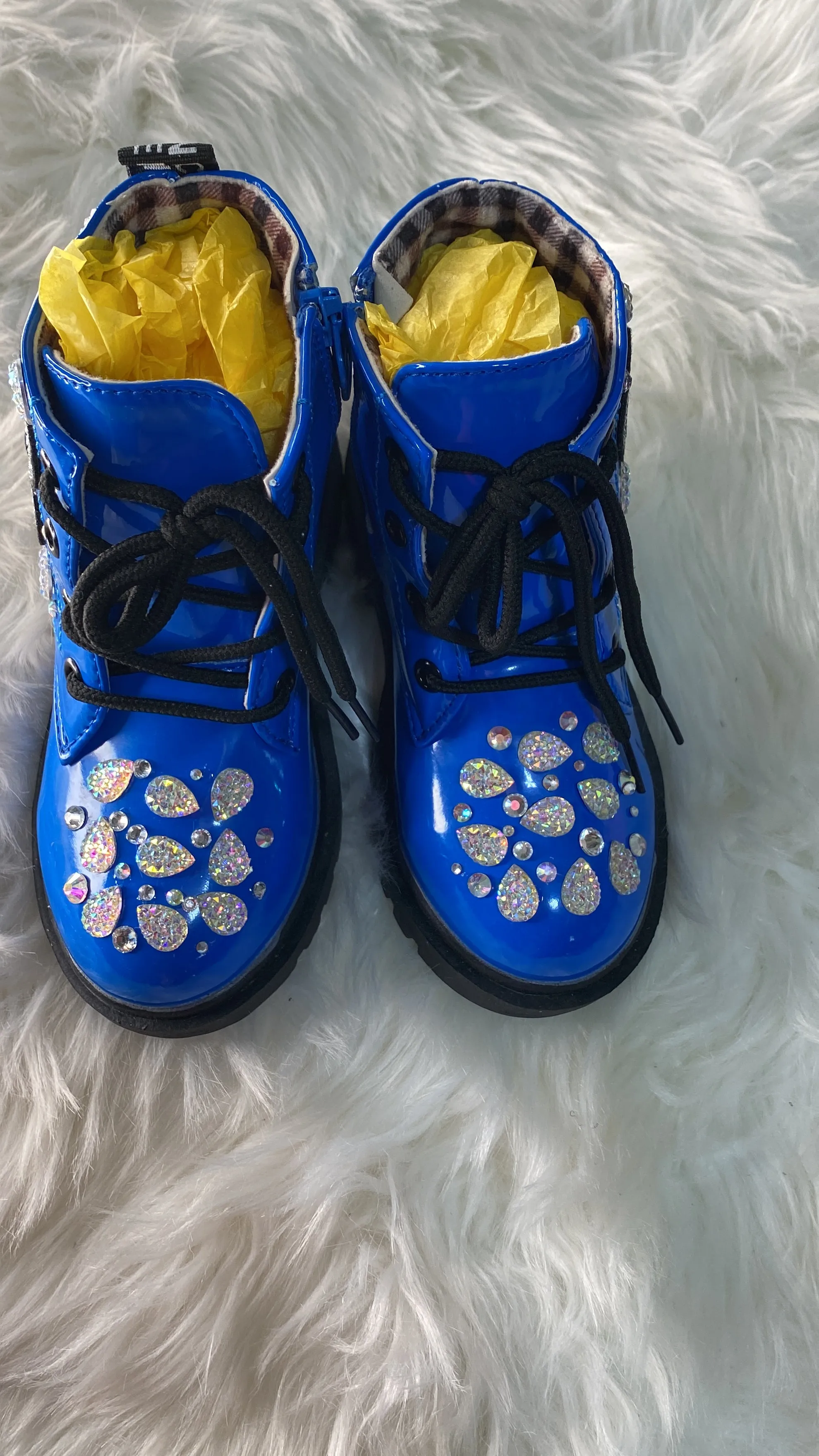 BLUE FLOWERS COOL GIRL BOOTS  ONE-OF-A-KIND BOOTS