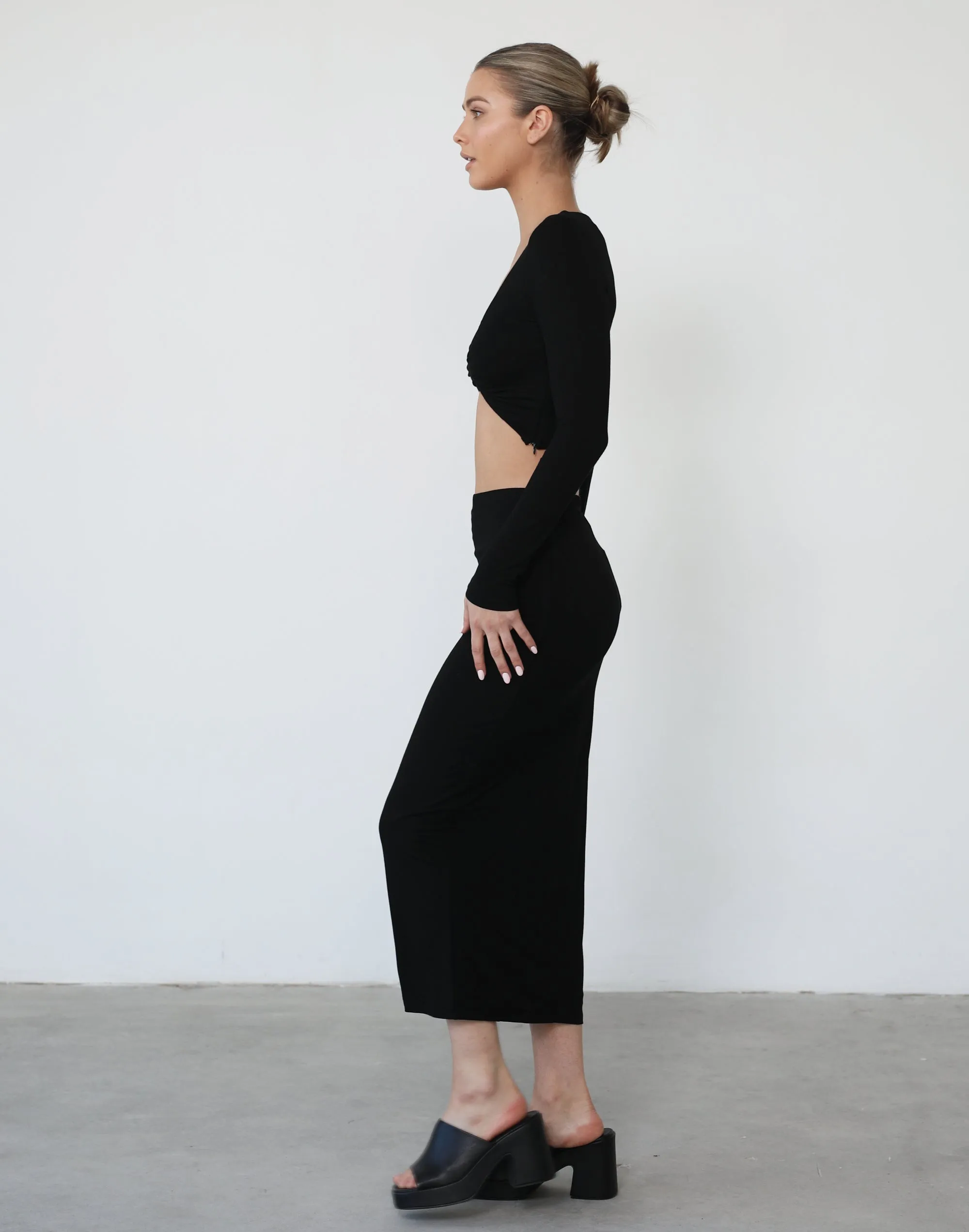 Clerisse Midi Skirt (Black)