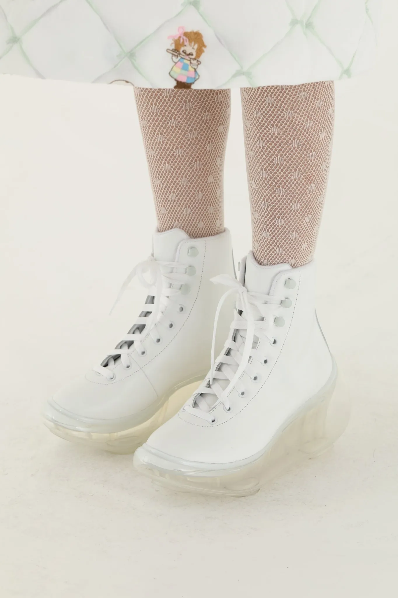 Ice skate boots / White