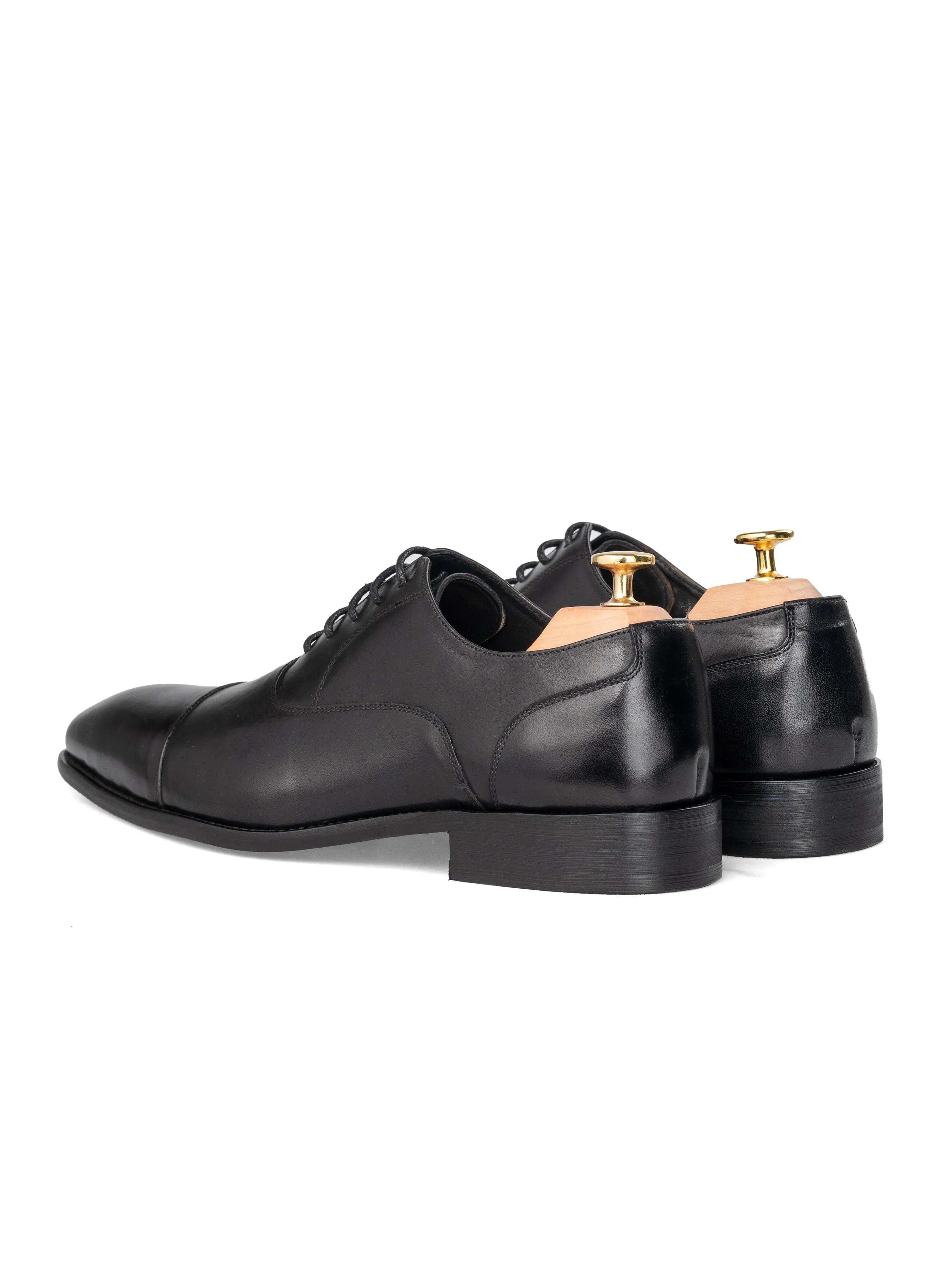 Oxford Cap Toe - Black Lace Up (Chisel Toe)