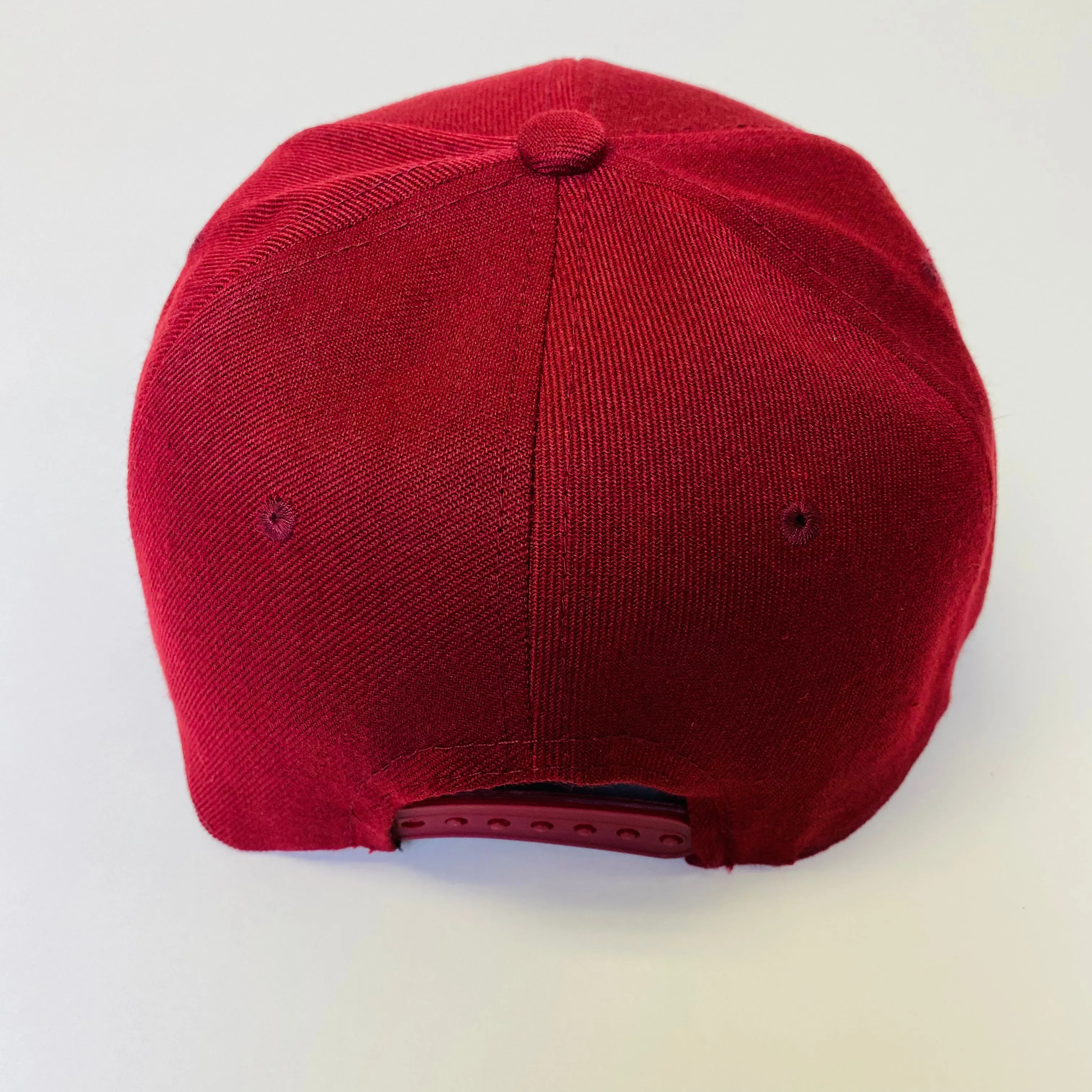 Plain Snapback 5 Panel Hat - Burgundy