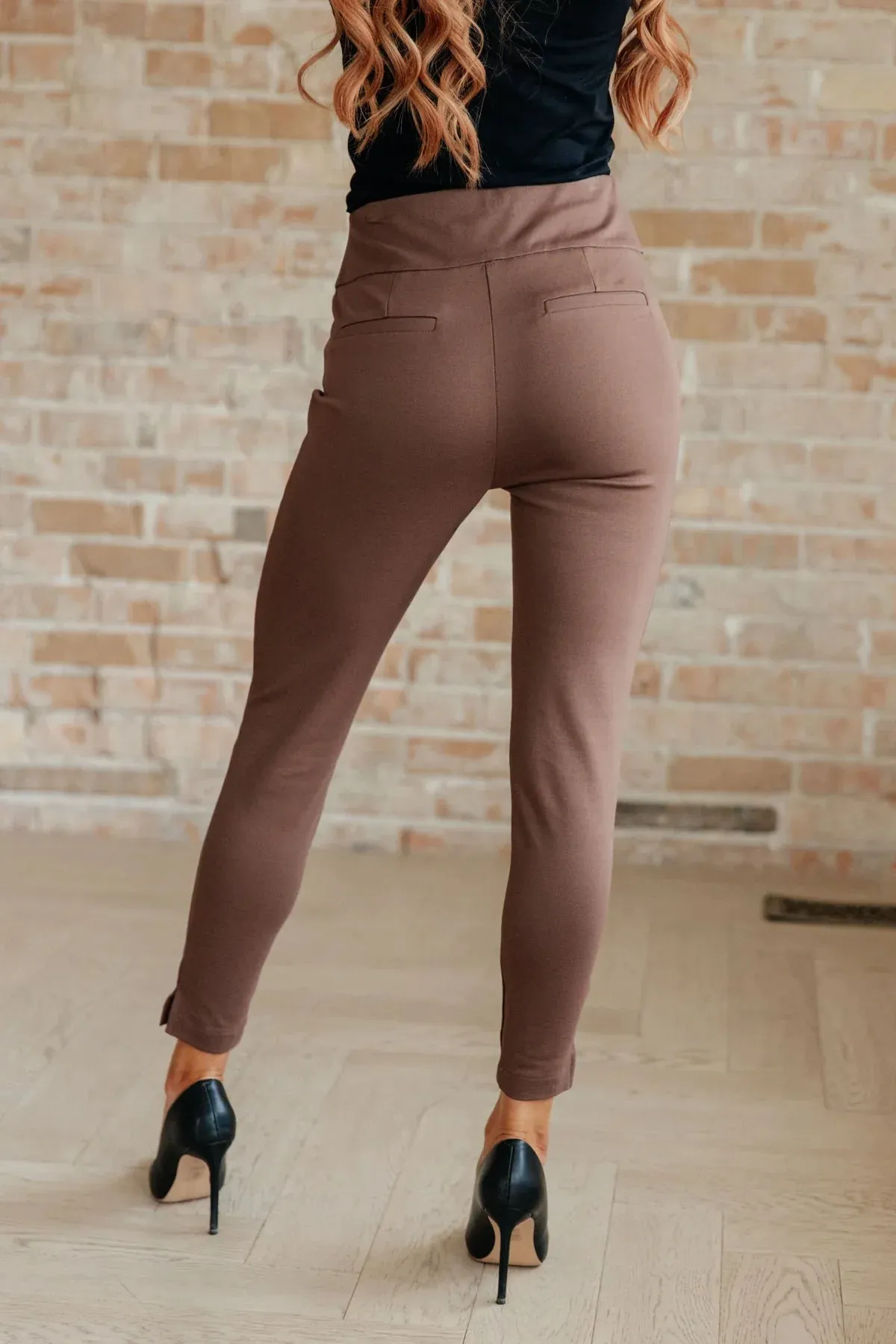 PREORDER: Magic Ankle Crop Skinny 26 Pants in Twelve Colors