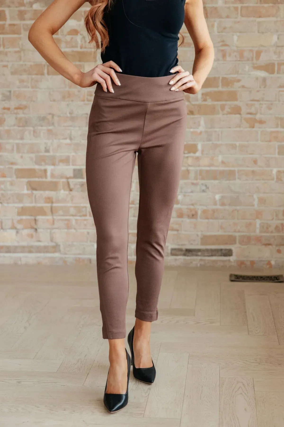 PREORDER: Magic Ankle Crop Skinny 26 Pants in Twelve Colors