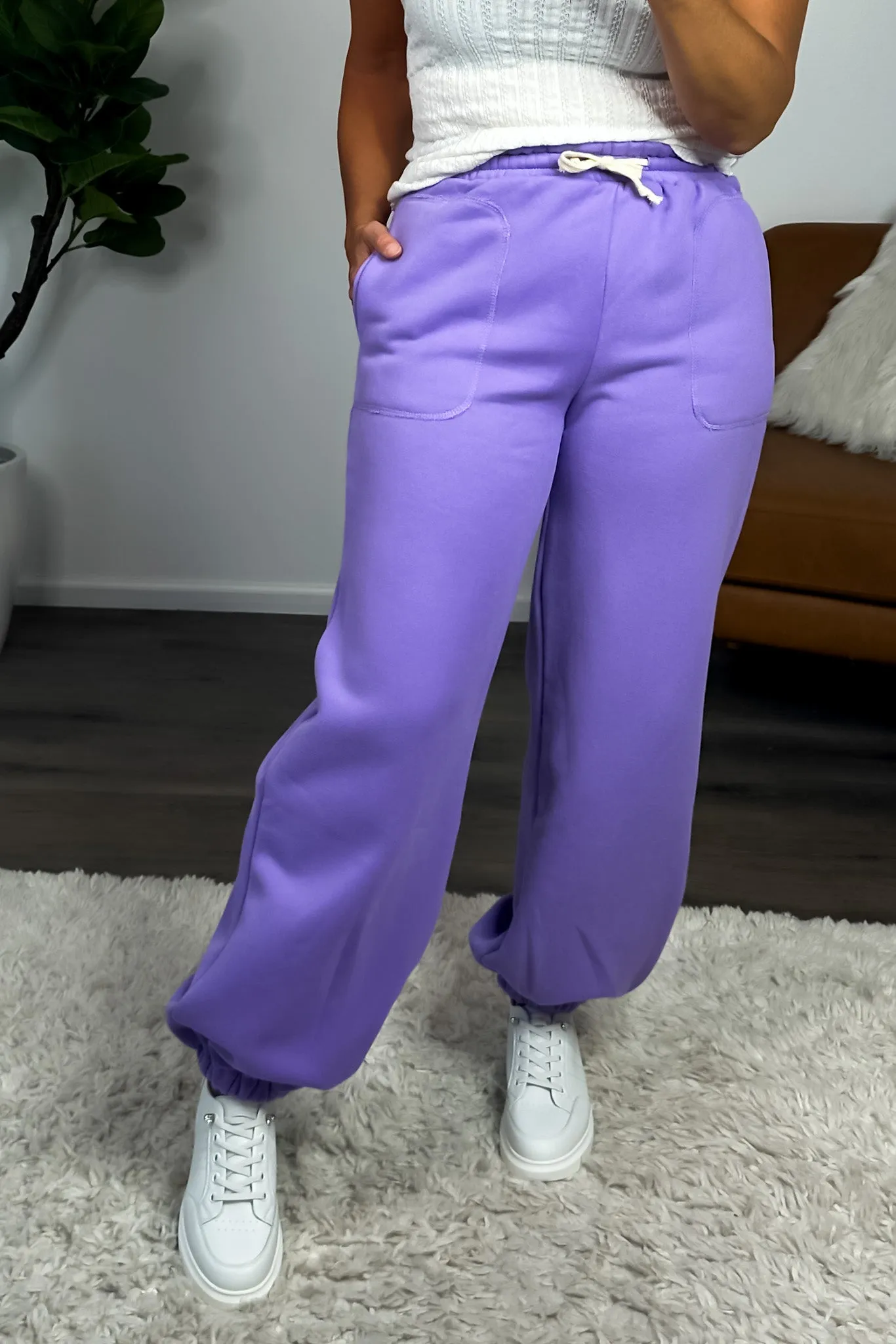 Selah Wide Leg Jogger Pants : Lavender